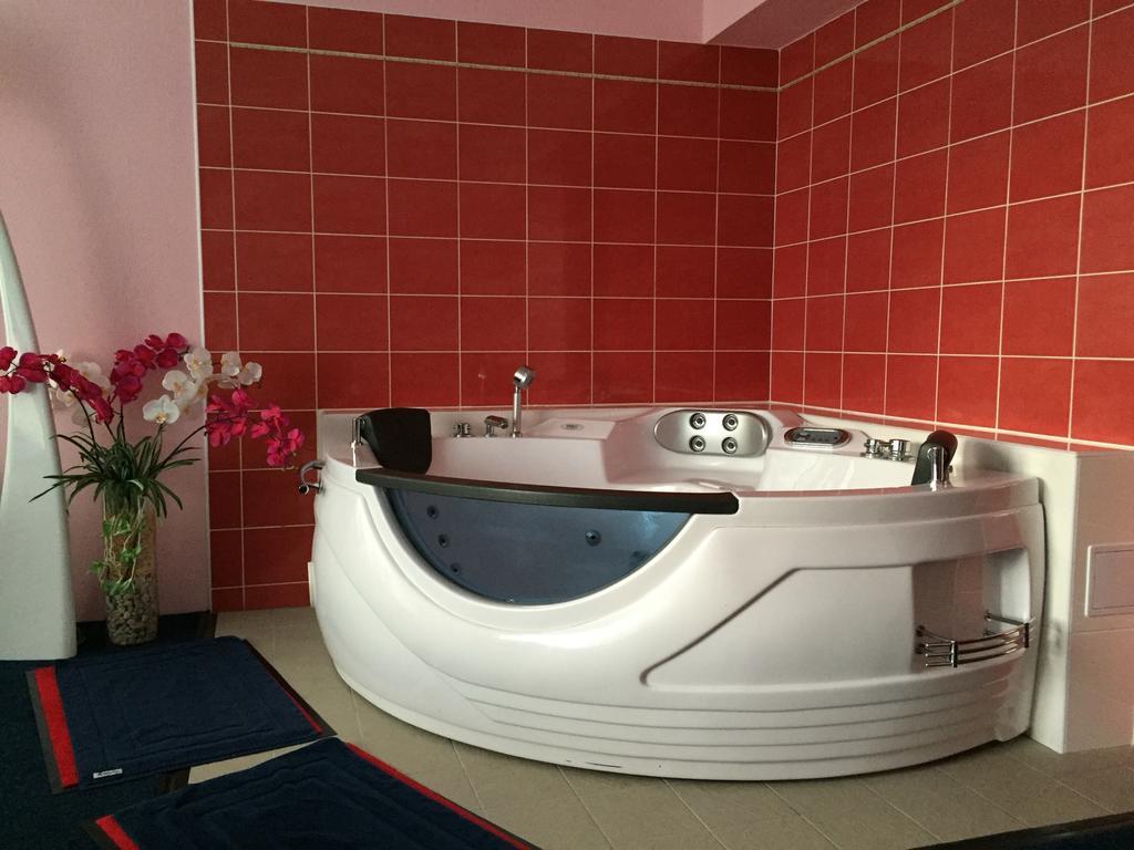 ホテルMondeo プラハ 部屋 写真